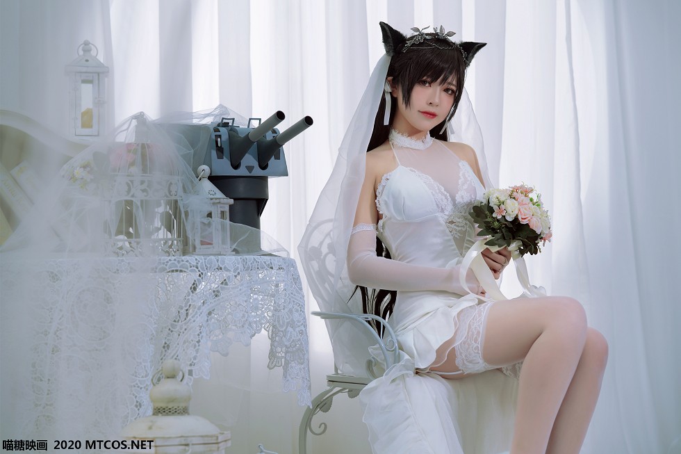 [喵糖映画]Vol.115_白色蕾丝妹子私房婚纱爱宕主题透视秀傲人豪乳撩人诱惑写真30P