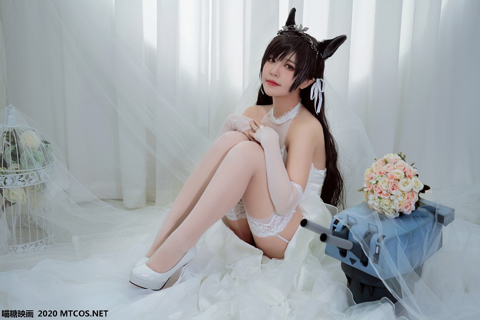 [喵糖映画]Vol.115_白色蕾丝妹子私房婚纱爱宕主题透视秀傲人豪乳撩人诱惑写真30P