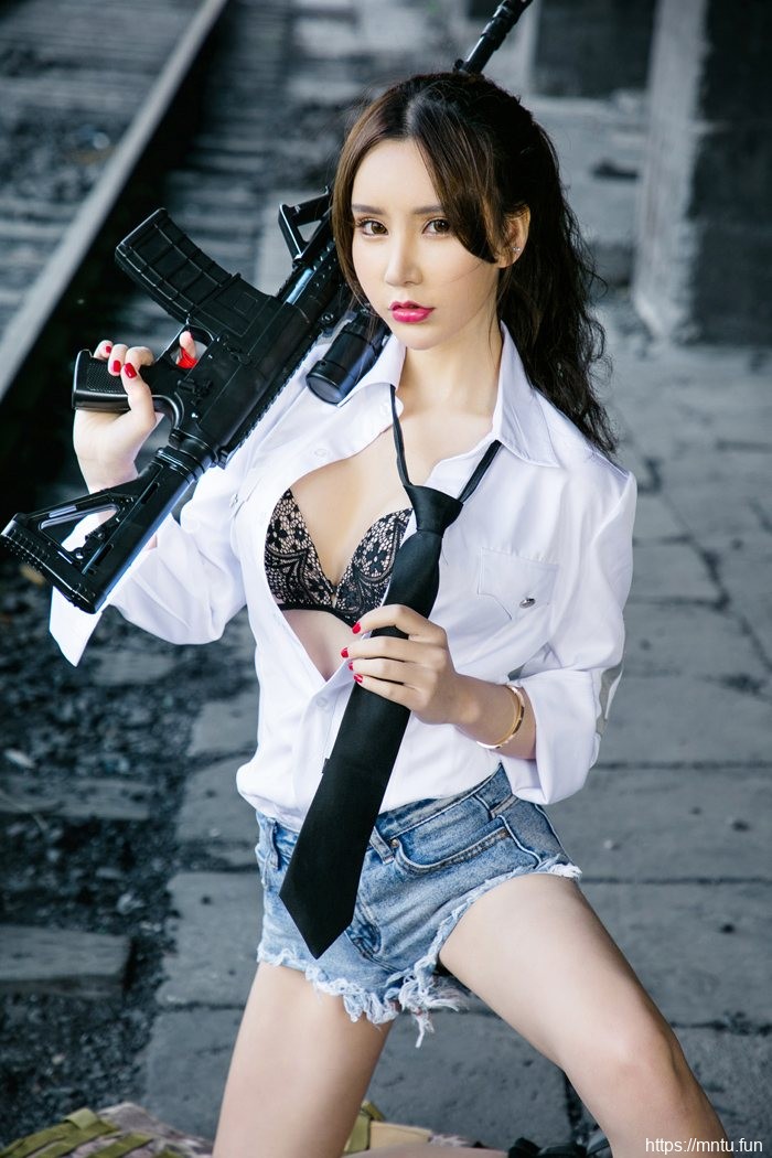 狂野美女演绎极致诱惑