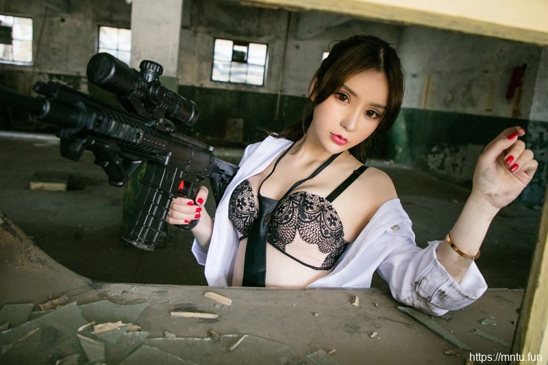 狂野美女演绎极致诱惑