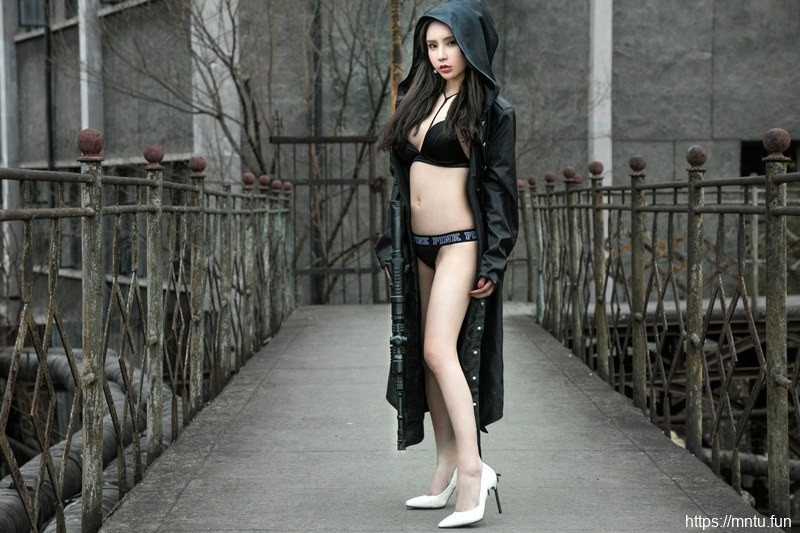 狂野美女演绎极致诱惑