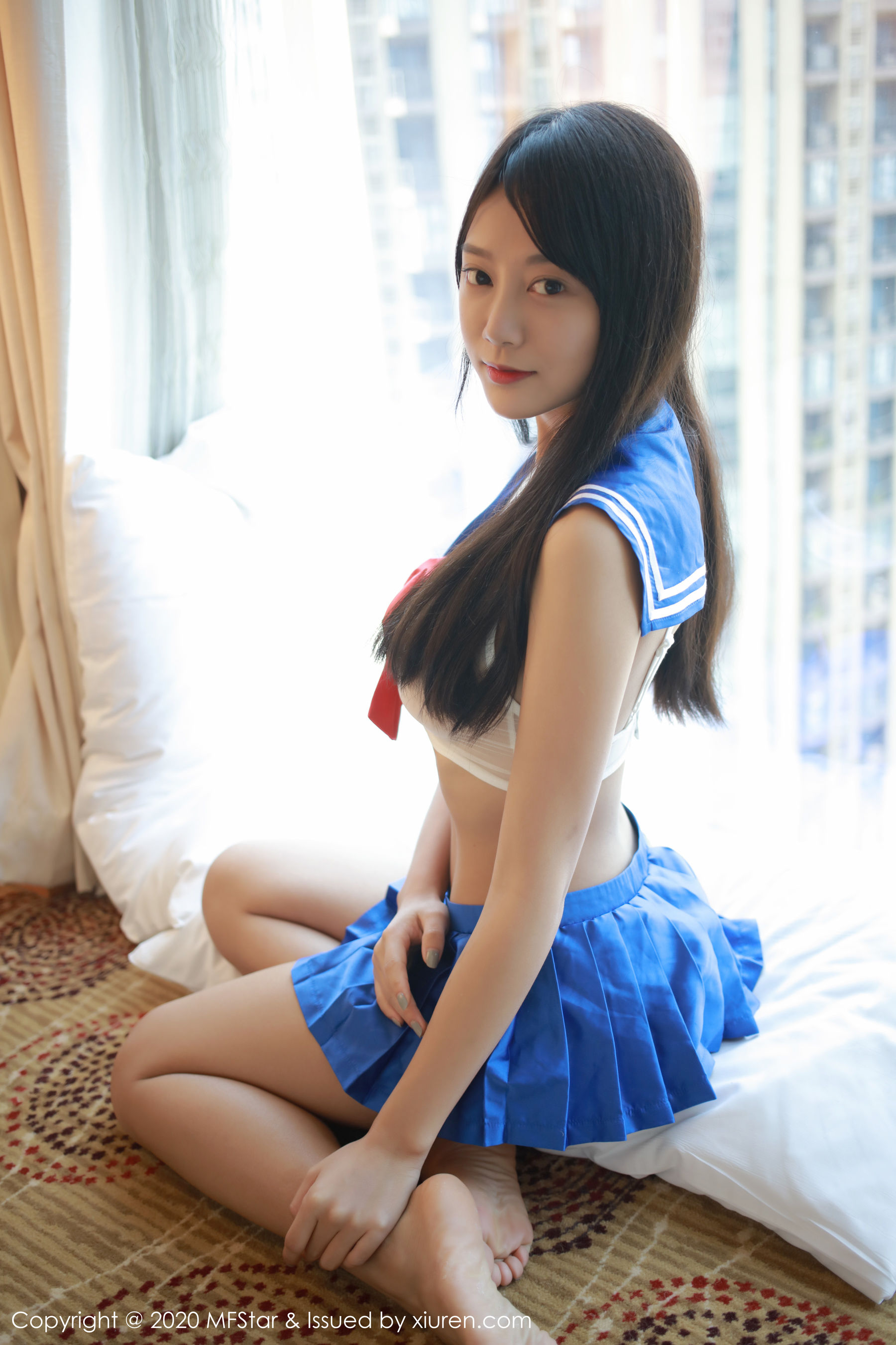 [模范学院MFStar] Vol.285 何嘉颖 《JK制服》 写真集