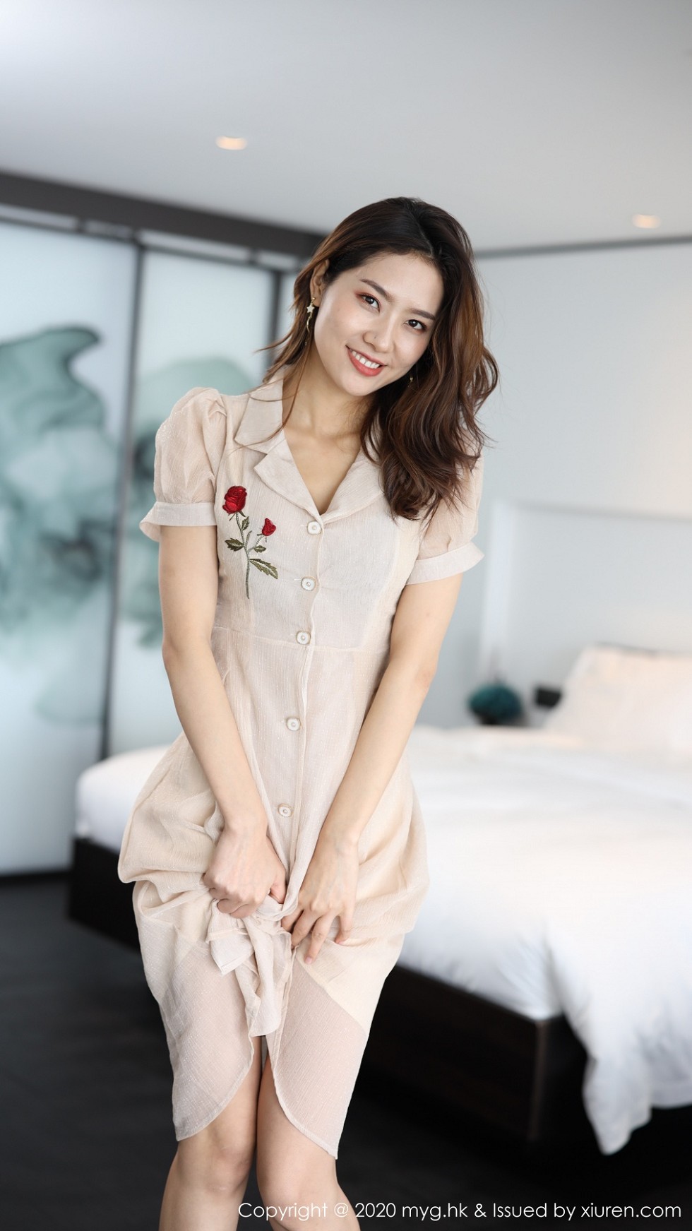 [MyGirl美媛馆]Vol.447_嫩模方子萱大理旅拍私房典雅长裙半脱秀完美身材诱惑写真92P