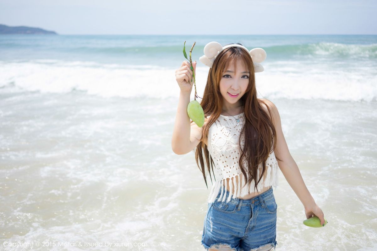 [MiStar魅妍社] 性感模特黄歆苑花边比基尼+海滩系列三亚旅拍 Vol.015