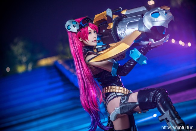 纯情少女北川白鸟COS王者荣耀杀手不太冷孙尚香