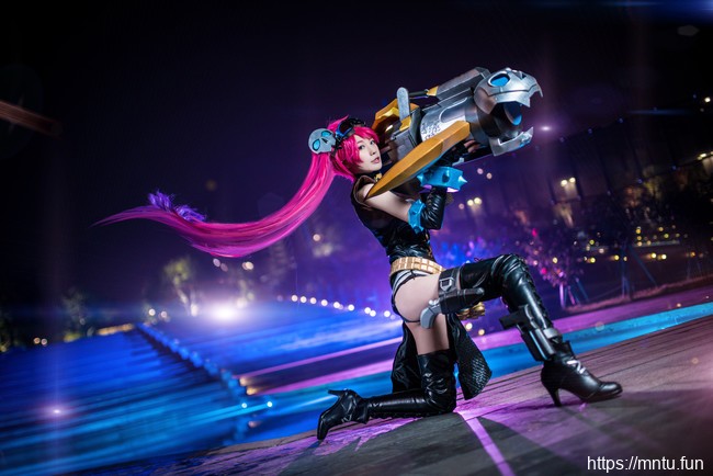 纯情少女北川白鸟COS王者荣耀杀手不太冷孙尚香