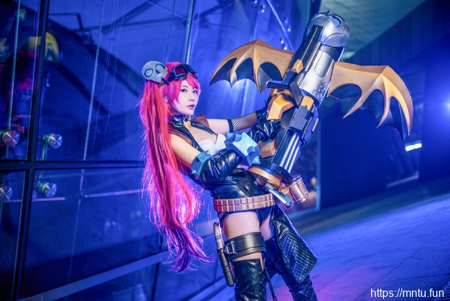 纯情少女北川白鸟COS王者荣耀杀手不太冷孙尚香