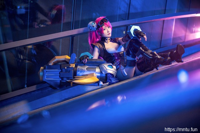 纯情少女北川白鸟COS王者荣耀杀手不太冷孙尚香