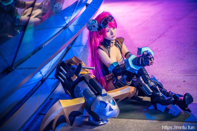 纯情少女北川白鸟COS王者荣耀杀手不太冷孙尚香