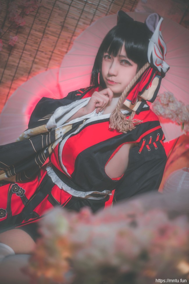 萝莉美少女薇薇薇EI喂喂COS碧蓝航线山城