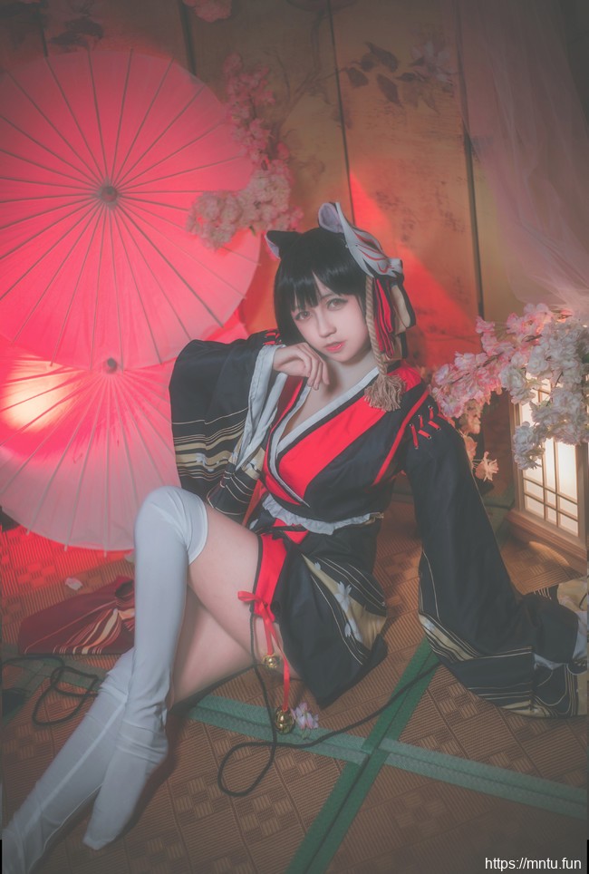 萝莉美少女薇薇薇EI喂喂COS碧蓝航线山城