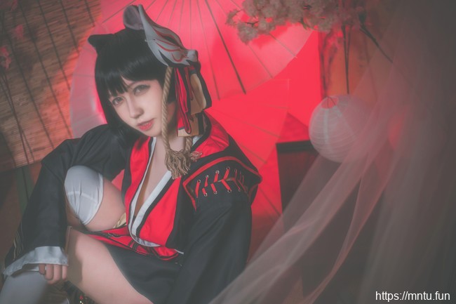 萝莉美少女薇薇薇EI喂喂COS碧蓝航线山城