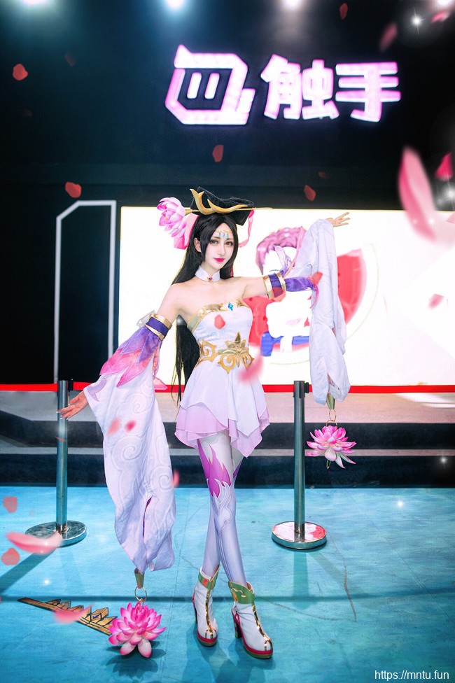 御姐路易大小姐cosplay王者荣耀绝世舞姬貂蝉