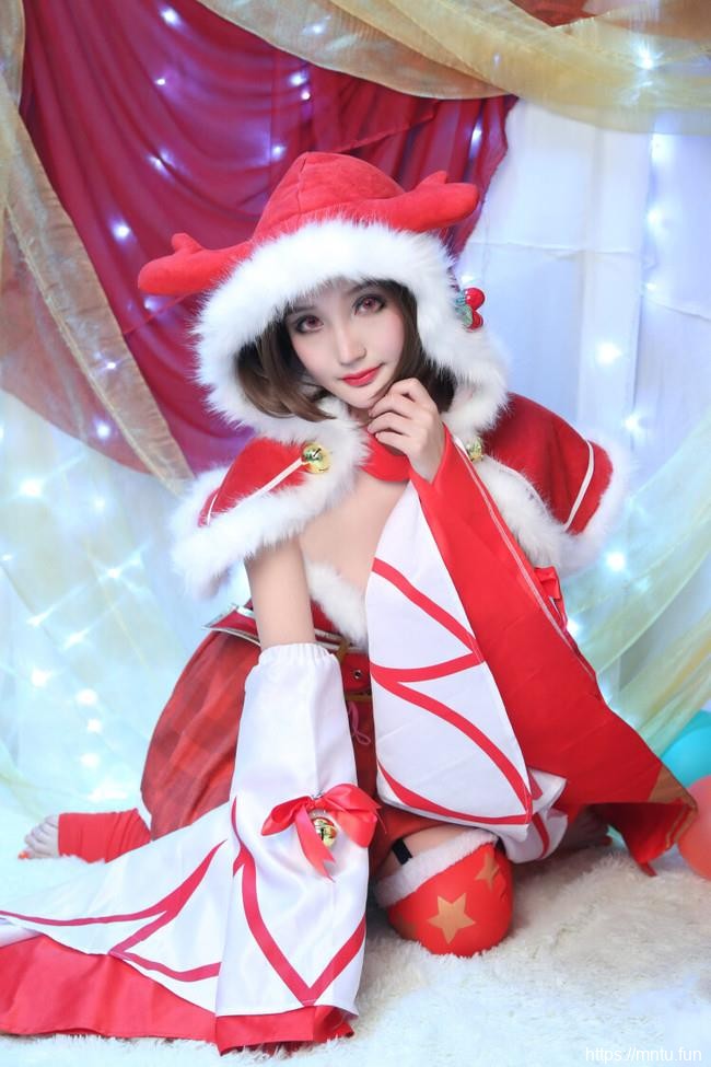 性感美女红绿色喵COSPLAY王者荣耀圣诞恋歌貂蝉