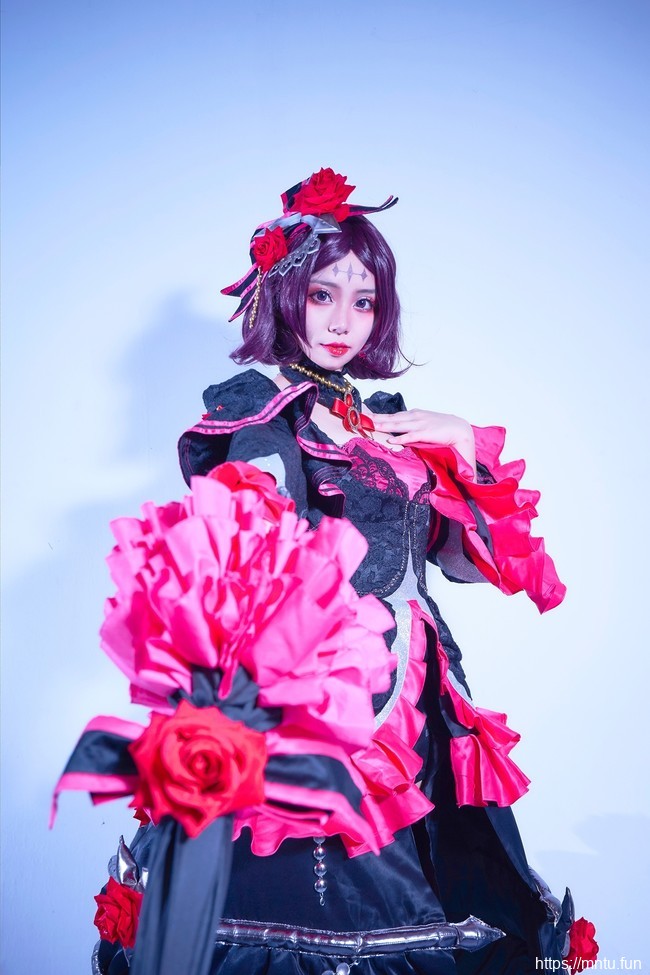 清纯萝莉sharon纱容COSPLAY王者荣耀露娜