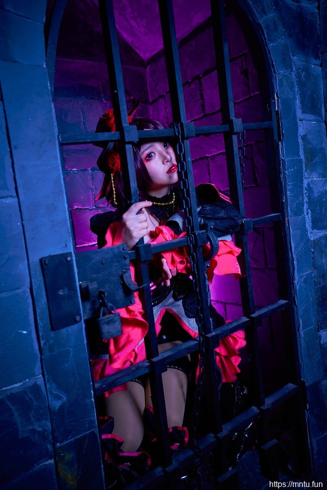 清纯萝莉sharon纱容COSPLAY王者荣耀露娜