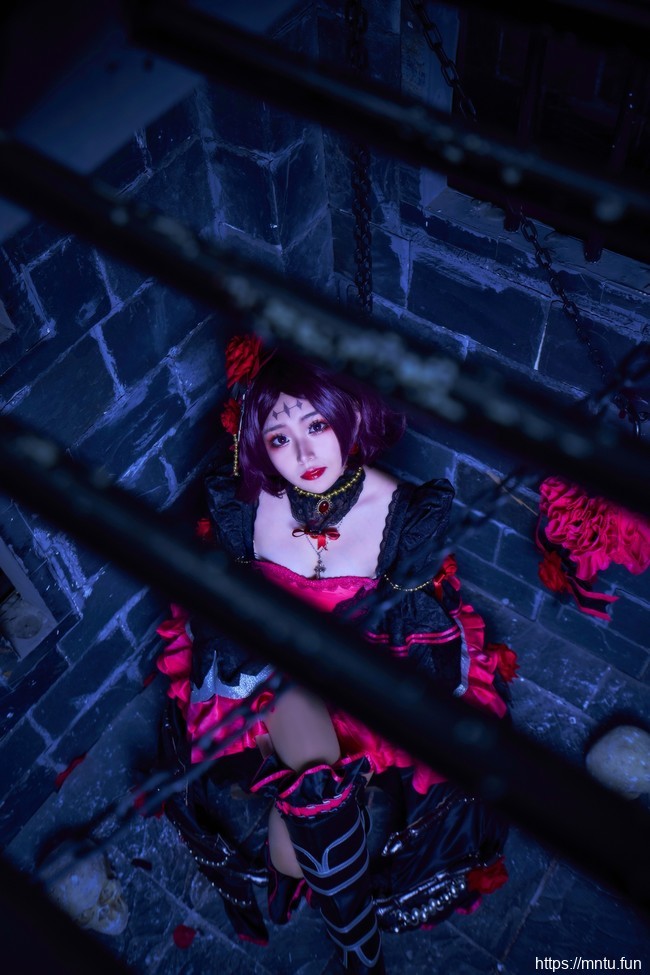 清纯萝莉sharon纱容COSPLAY王者荣耀露娜