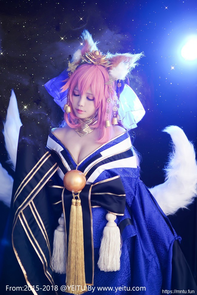 ElyEE子COS Fate-Grand-Order兽耳满破玉藻前