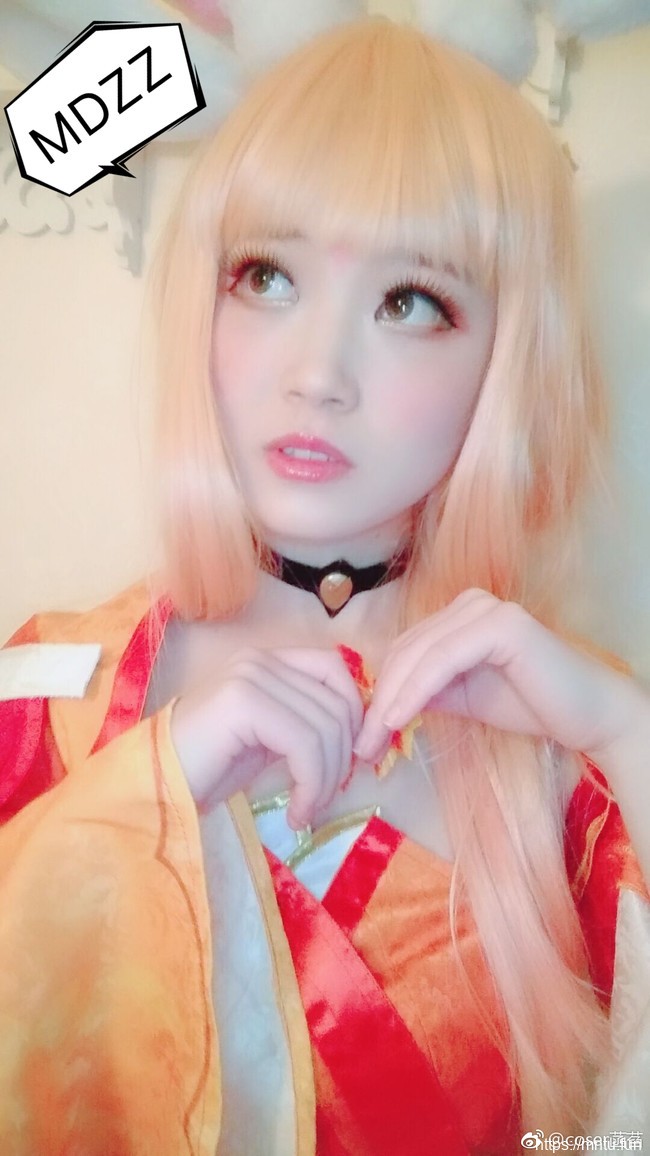 清纯美女coser菡萏兽耳COSPLAY王者荣耀公孙离