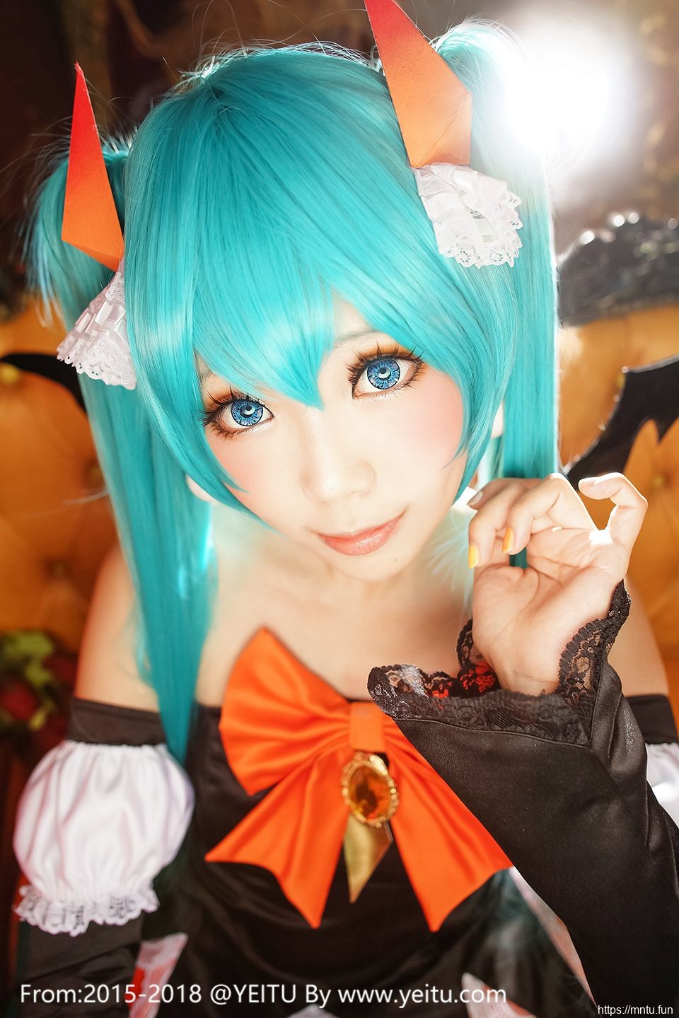 双马尾美女ElyEE子COS扮演VOCALOID初音未来