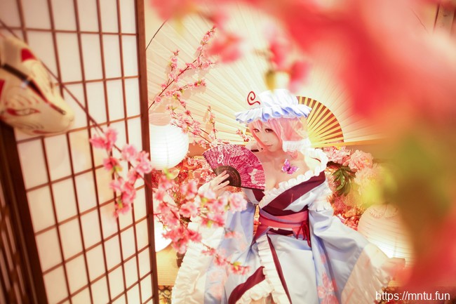 御姐ElyEE子COSPLAY扮演东方Project幽幽子