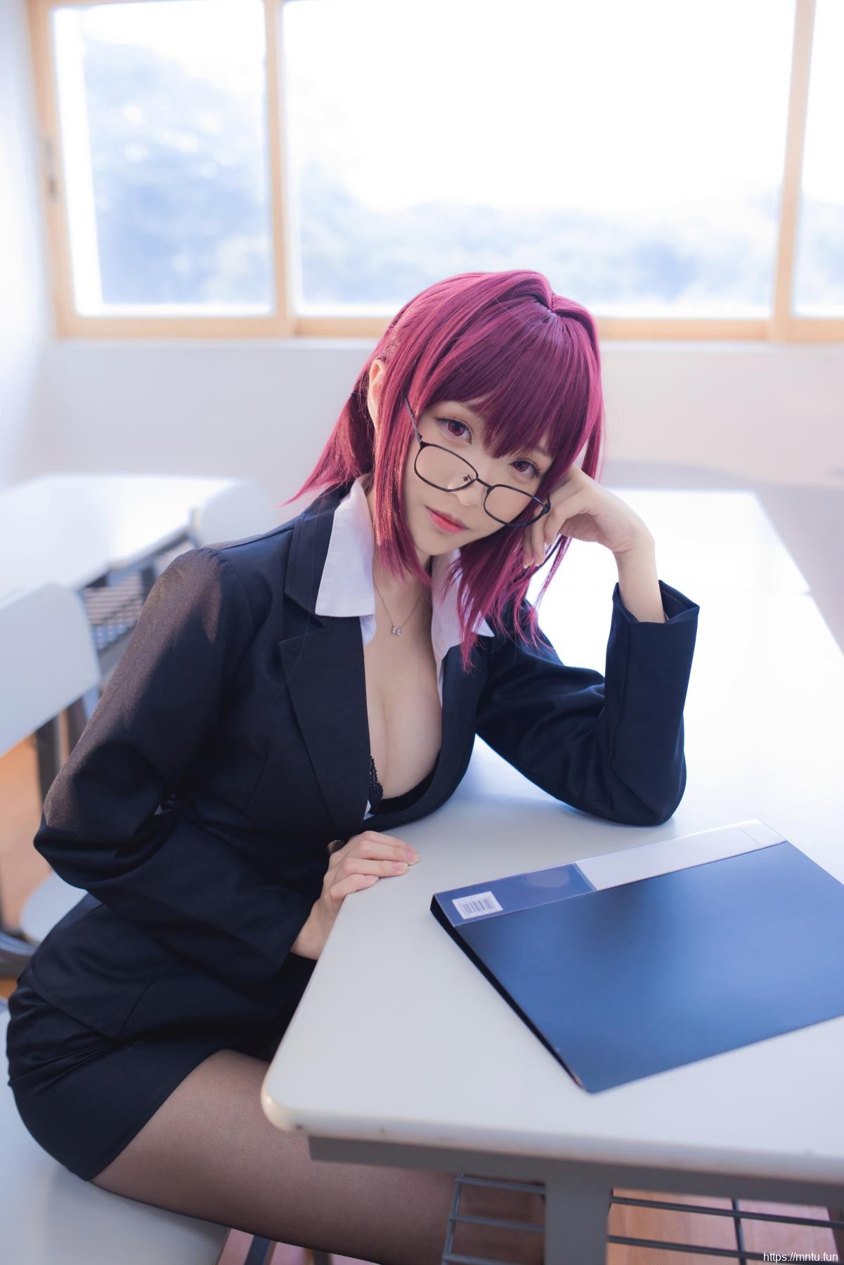 青青子w黑丝美腿COS扮演Fate-Grand-Order斯卡哈