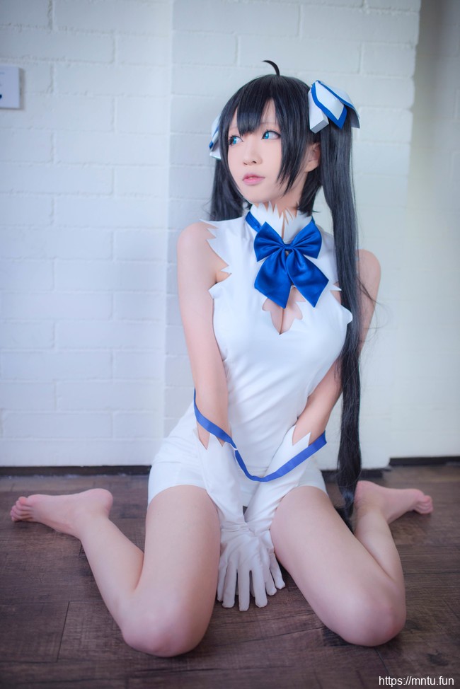 [足控福利] 清纯少女青青子w角色扮演赫斯缇雅