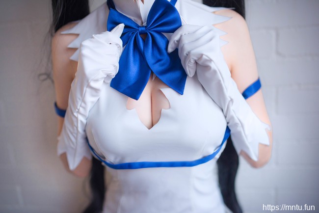 [足控福利] 清纯少女青青子w角色扮演赫斯缇雅