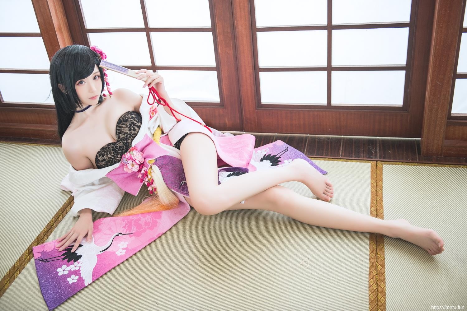 裸足美女青青子wCOS镇魔曲手游夜樱 腿控福利