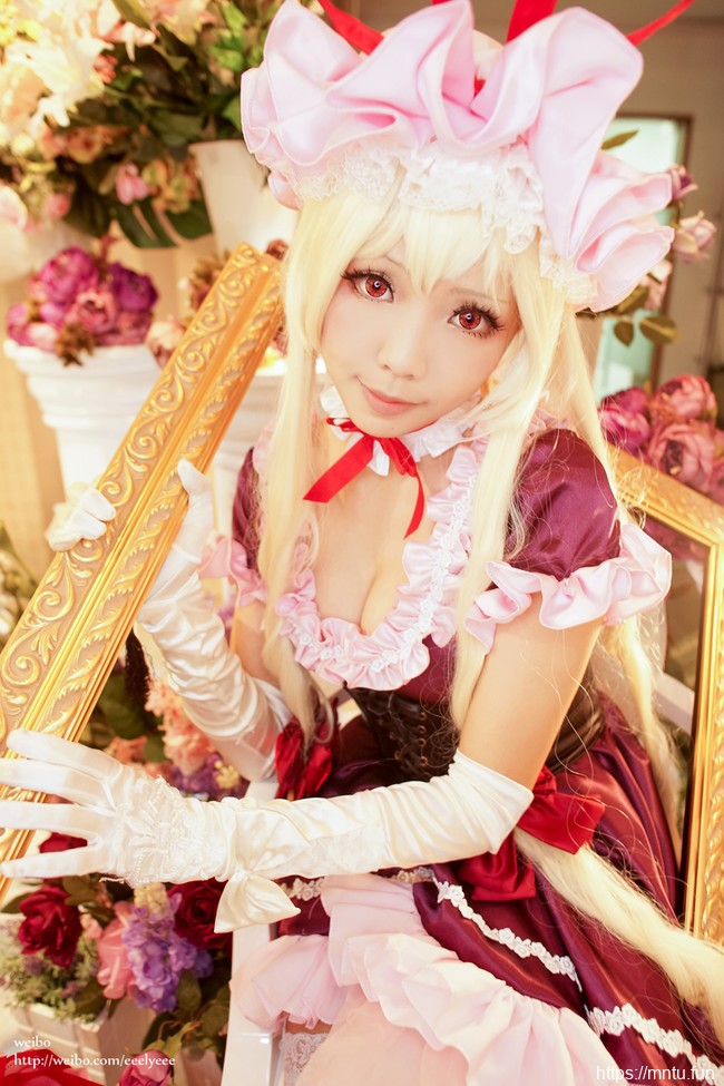 清纯美少女ElyEE子COS东方Project八云紫