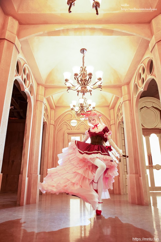 清纯美少女ElyEE子COS东方Project八云紫