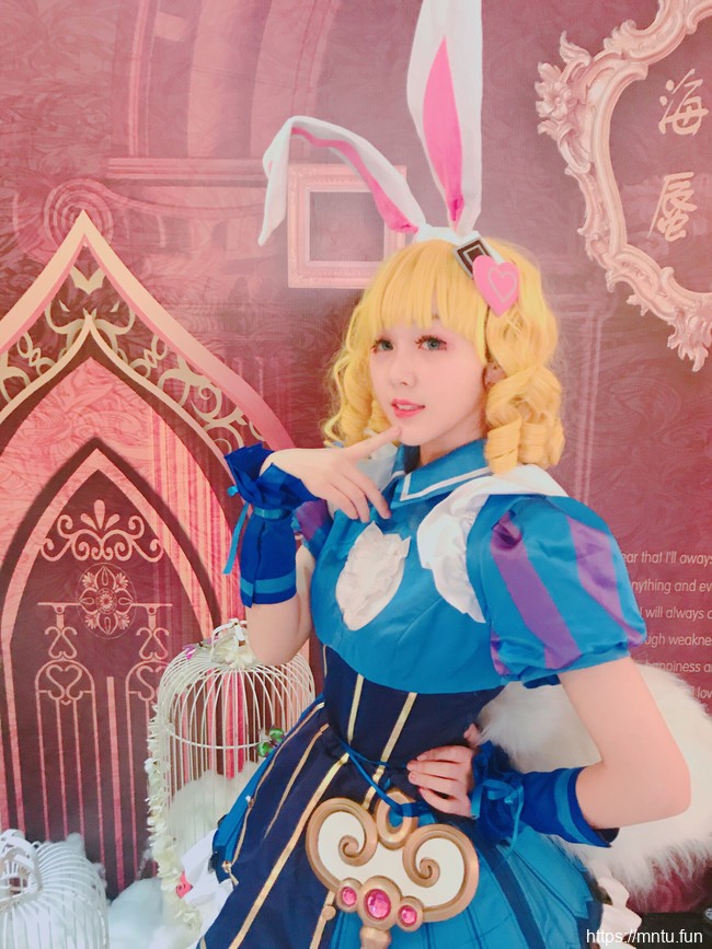 [腿控福利]美少女才不是小喵喵COS王者荣耀妲己