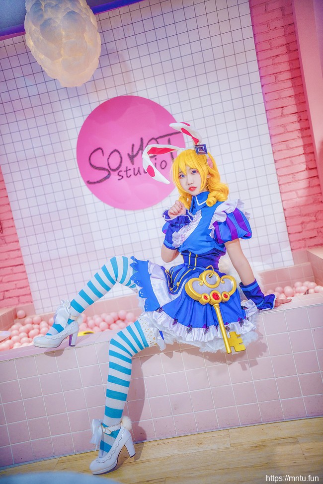 清纯萝莉炸毛兔COSPLAY王者荣耀仙境爱丽丝妲己