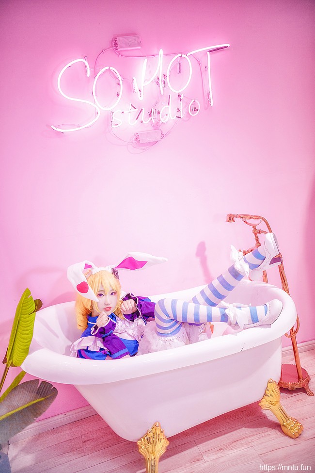 清纯萝莉炸毛兔COSPLAY王者荣耀仙境爱丽丝妲己