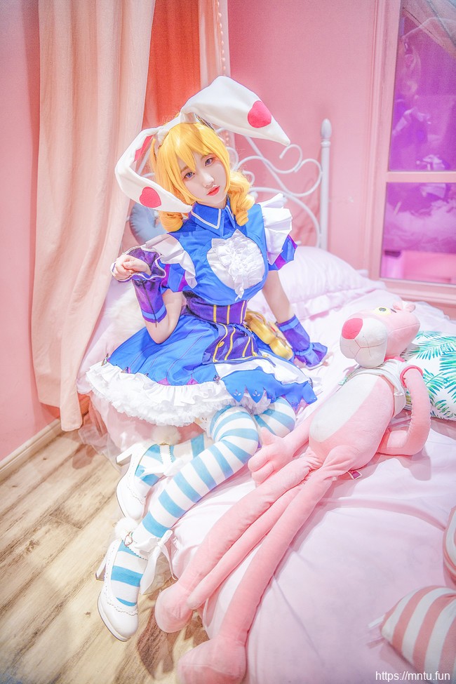 清纯萝莉炸毛兔COSPLAY王者荣耀仙境爱丽丝妲己