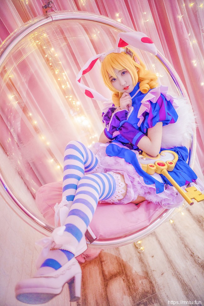 清纯萝莉炸毛兔COSPLAY王者荣耀仙境爱丽丝妲己
