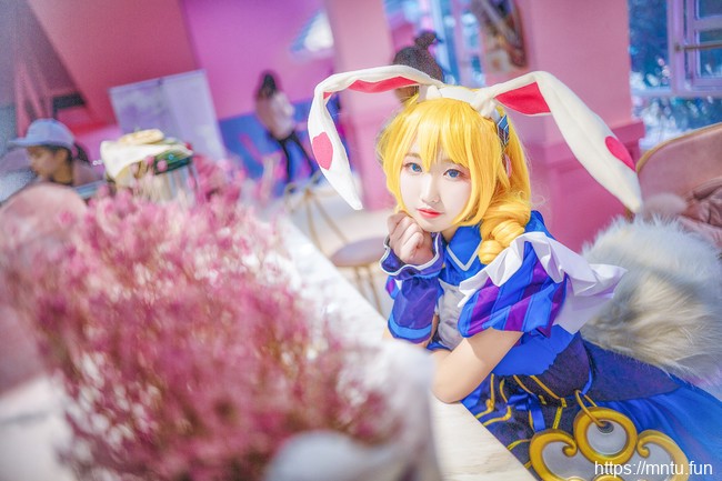 清纯萝莉炸毛兔COSPLAY王者荣耀仙境爱丽丝妲己