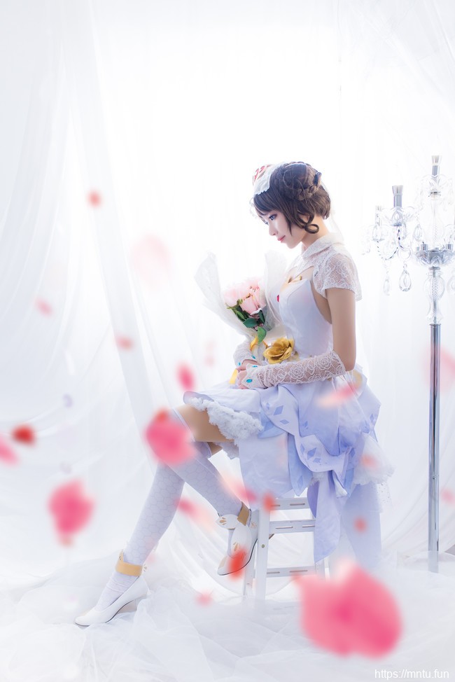 清纯萌妹子樱井咲COSPLAY王者荣耀小乔