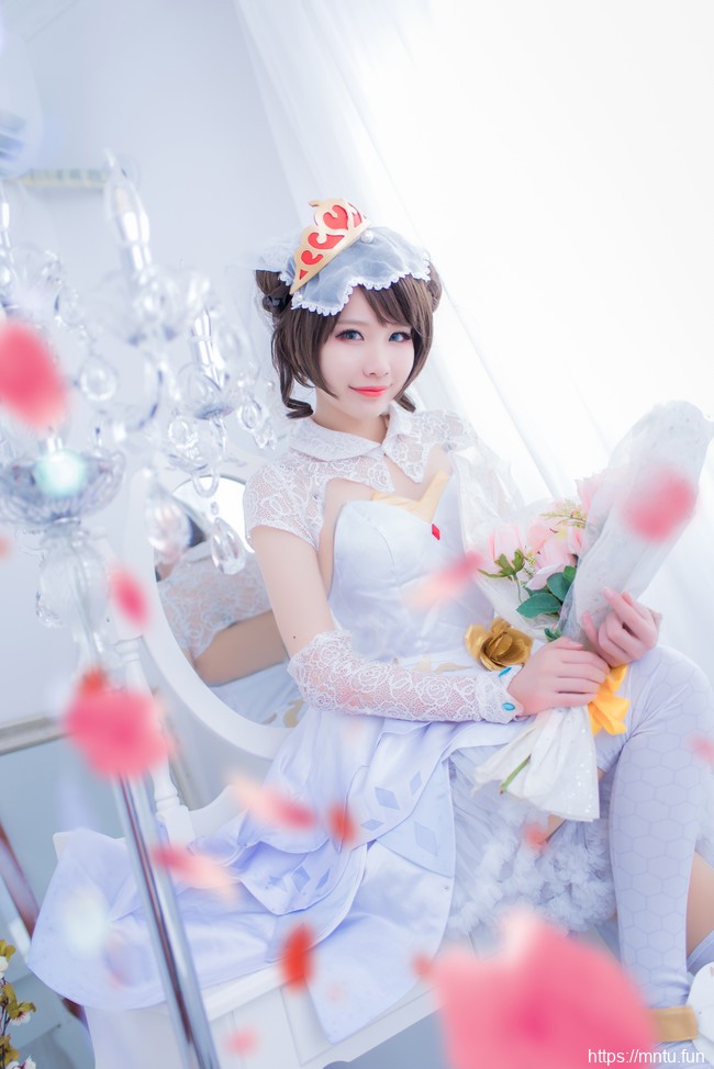 清纯萌妹子樱井咲COSPLAY王者荣耀小乔