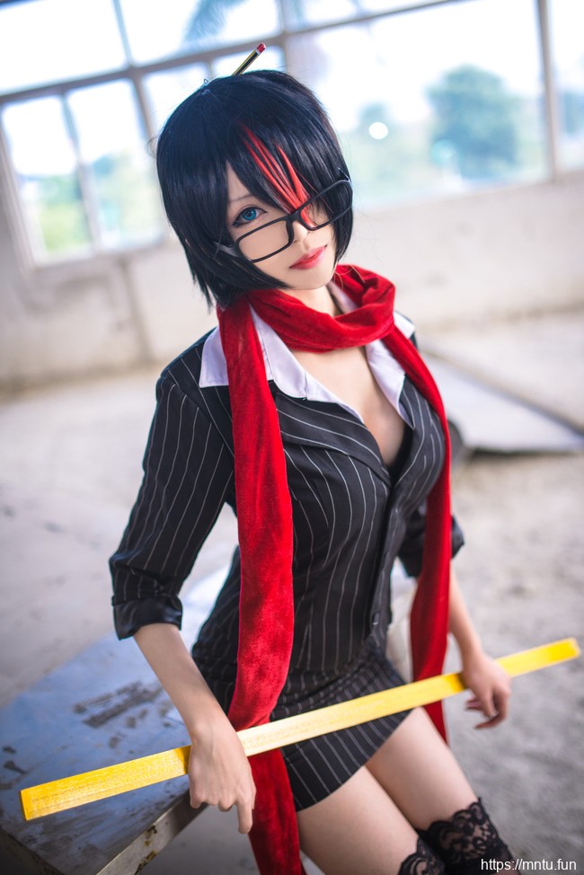 萌系妹子青青子wCOSPLAY英雄联盟无双剑姬菲奥娜