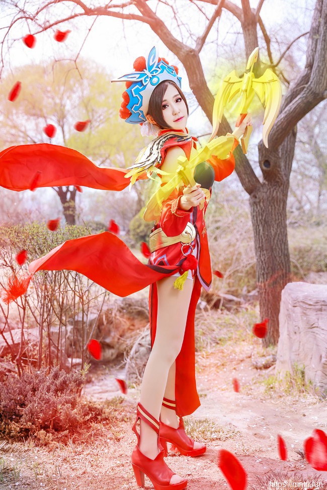 性感美女久夜丶修长美腿COS王者荣耀霸王别姬虞姬