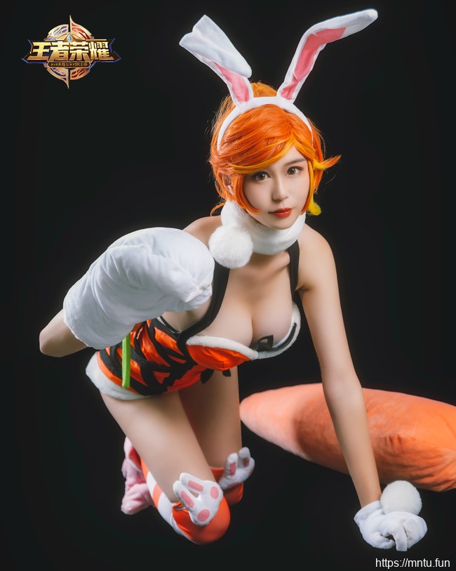 兽耳女郎邶风与式COSPLAY王者荣耀兔女郎花木兰