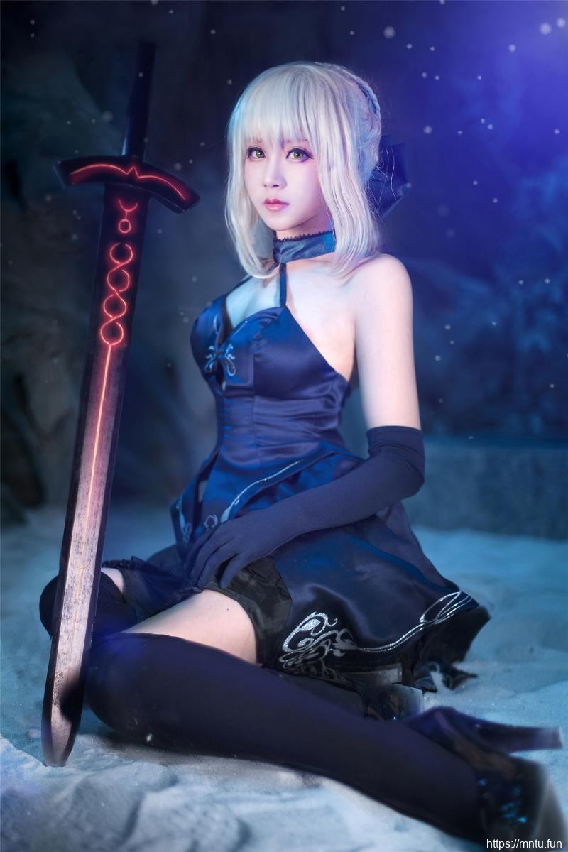 萌系汐兔子COS装扮Fate-Grand-Order阿尔托利亚·潘德拉贡
