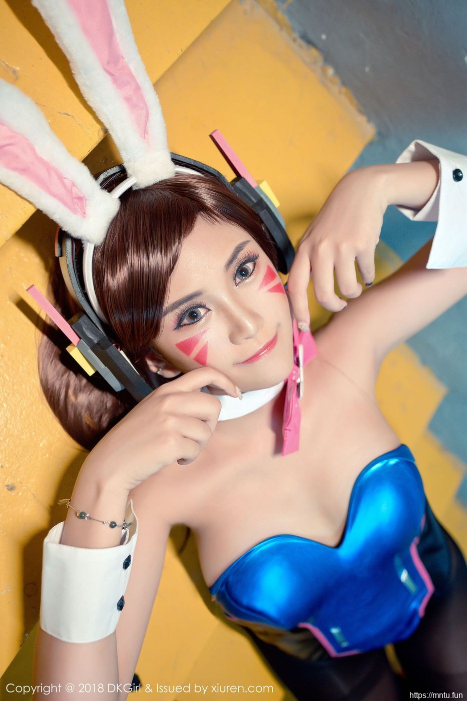 御女郎性感女神萌宝儿BoA黑丝美腿COS守望先锋美少女Dva