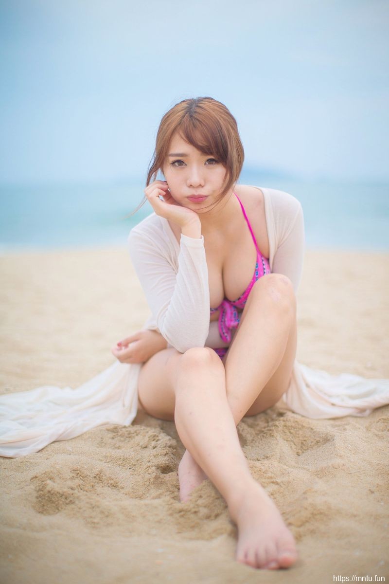 极品美女哈妮HaaNi比基尼诱惑Cosplay角色扮演美图