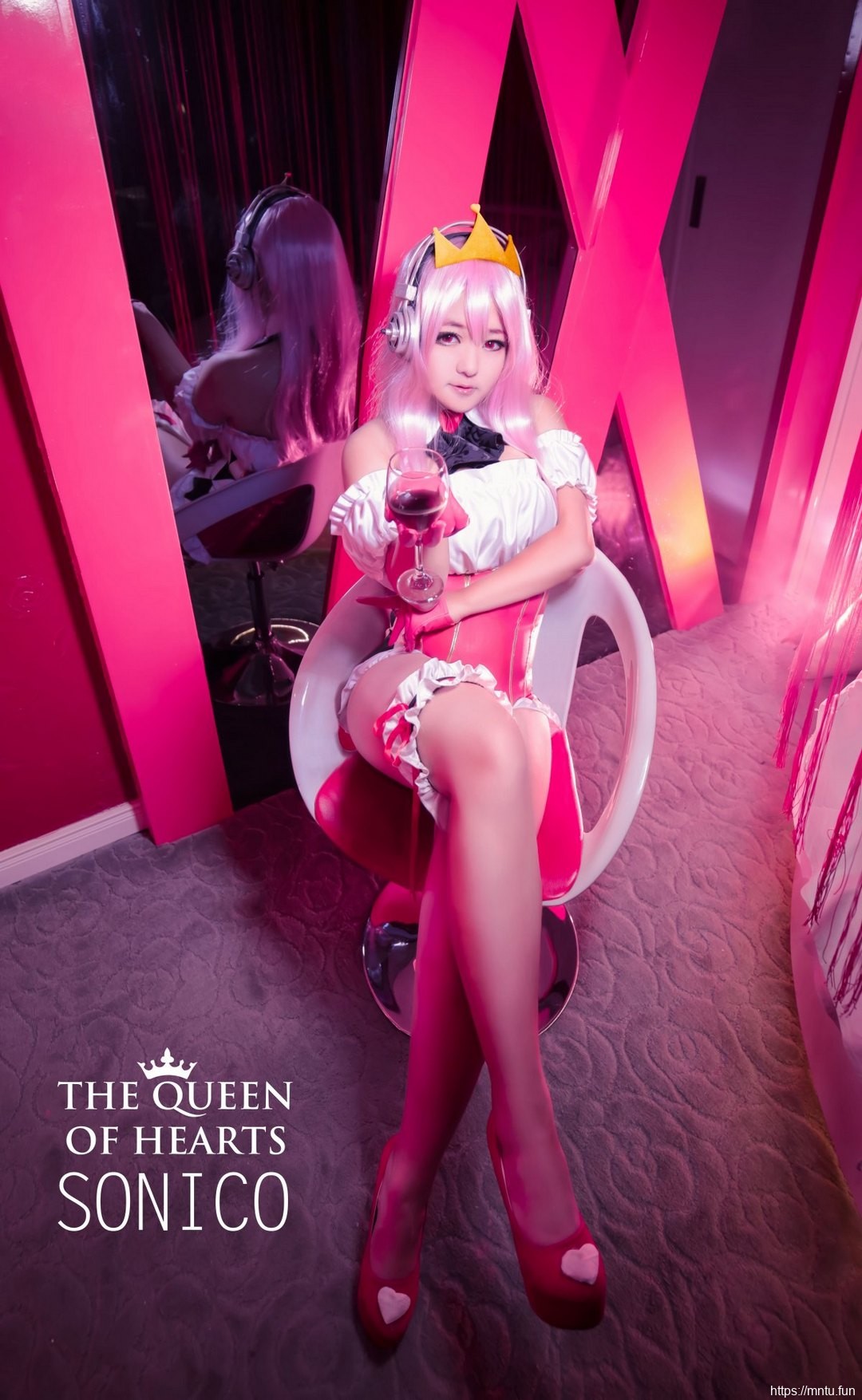 靓丽大奶美女cosplay超级索尼子美腿诱惑