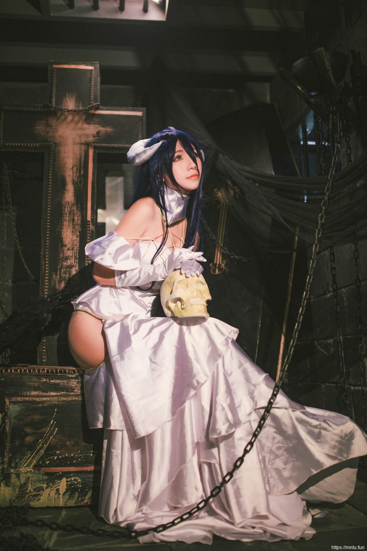 姣好身材性感美女cosplay动漫人物雅儿贝德