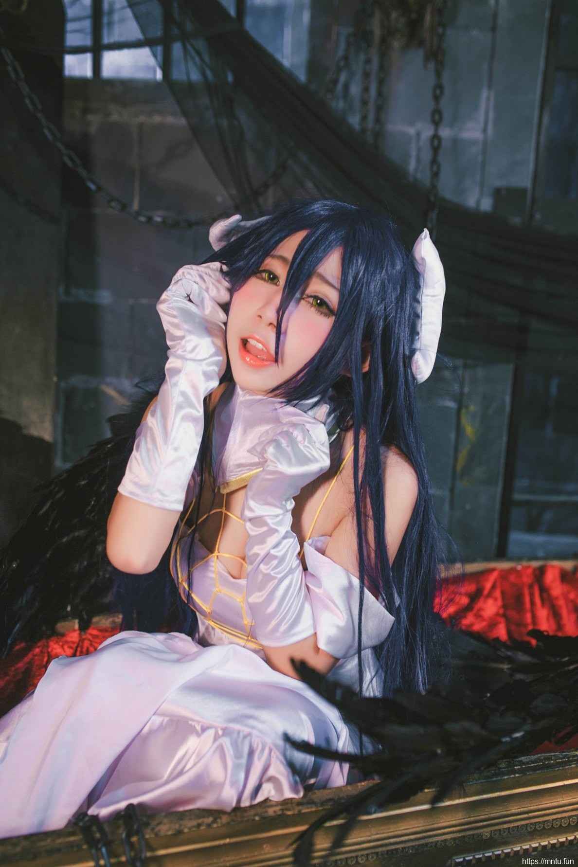 姣好身材性感美女cosplay动漫人物雅儿贝德