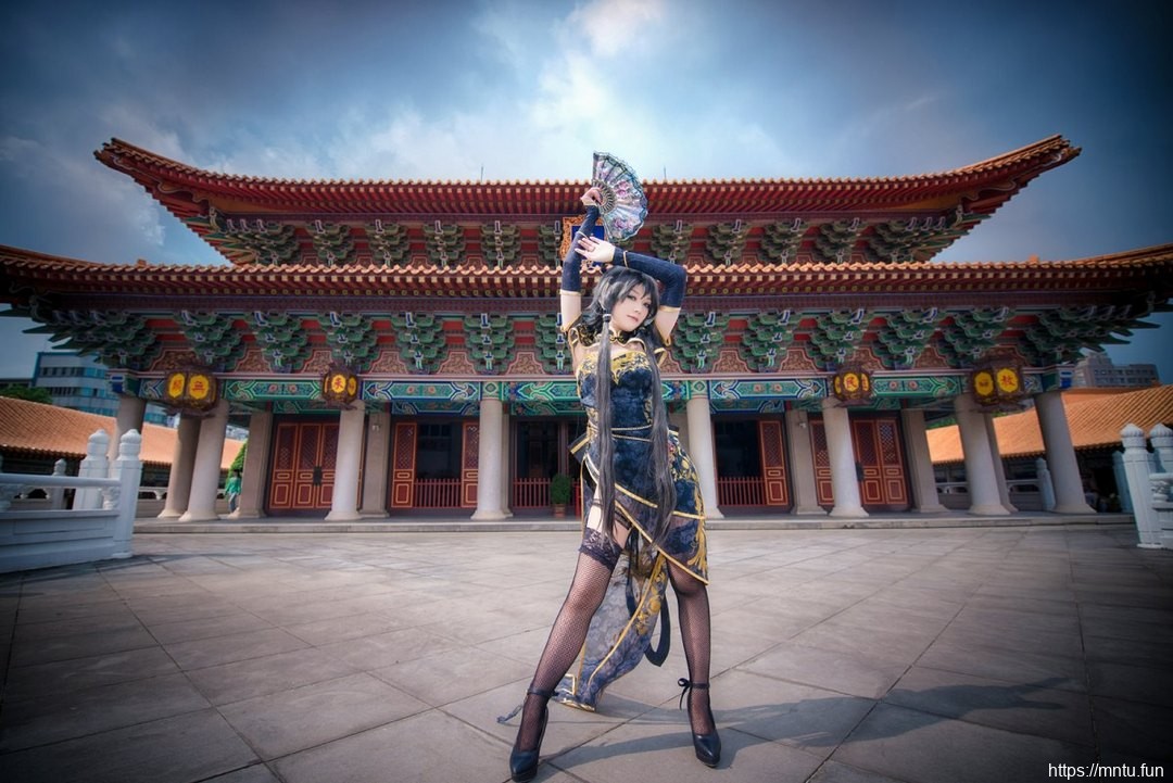 古风旗袍美女黑丝美腿cosplay洛天依诱惑销魂