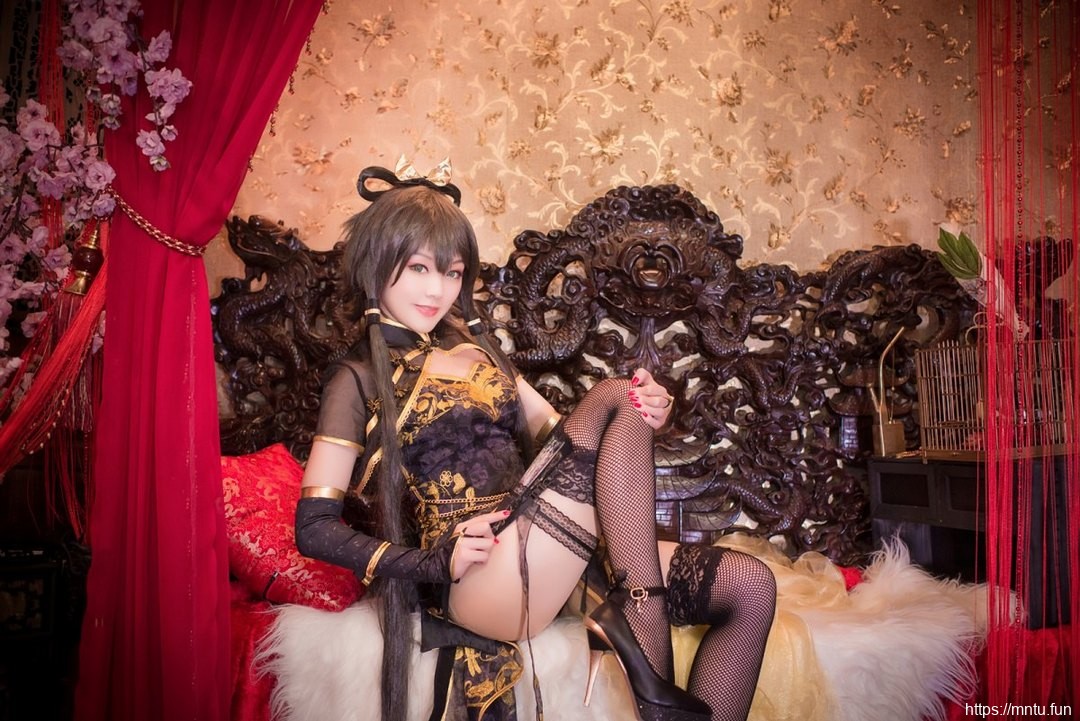 古风旗袍美女黑丝美腿cosplay洛天依诱惑销魂